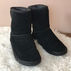 UGG Classic Short Boots